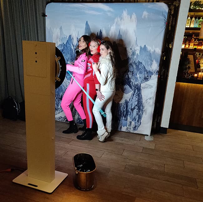 You are currently viewing What is a Photo Booth? (and why you need one at your next event)